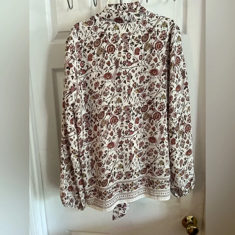 Max Studio Floral Tie Collar Blouse Shirt Women’s medium Paisley Western Boho - Picture 5 of 7